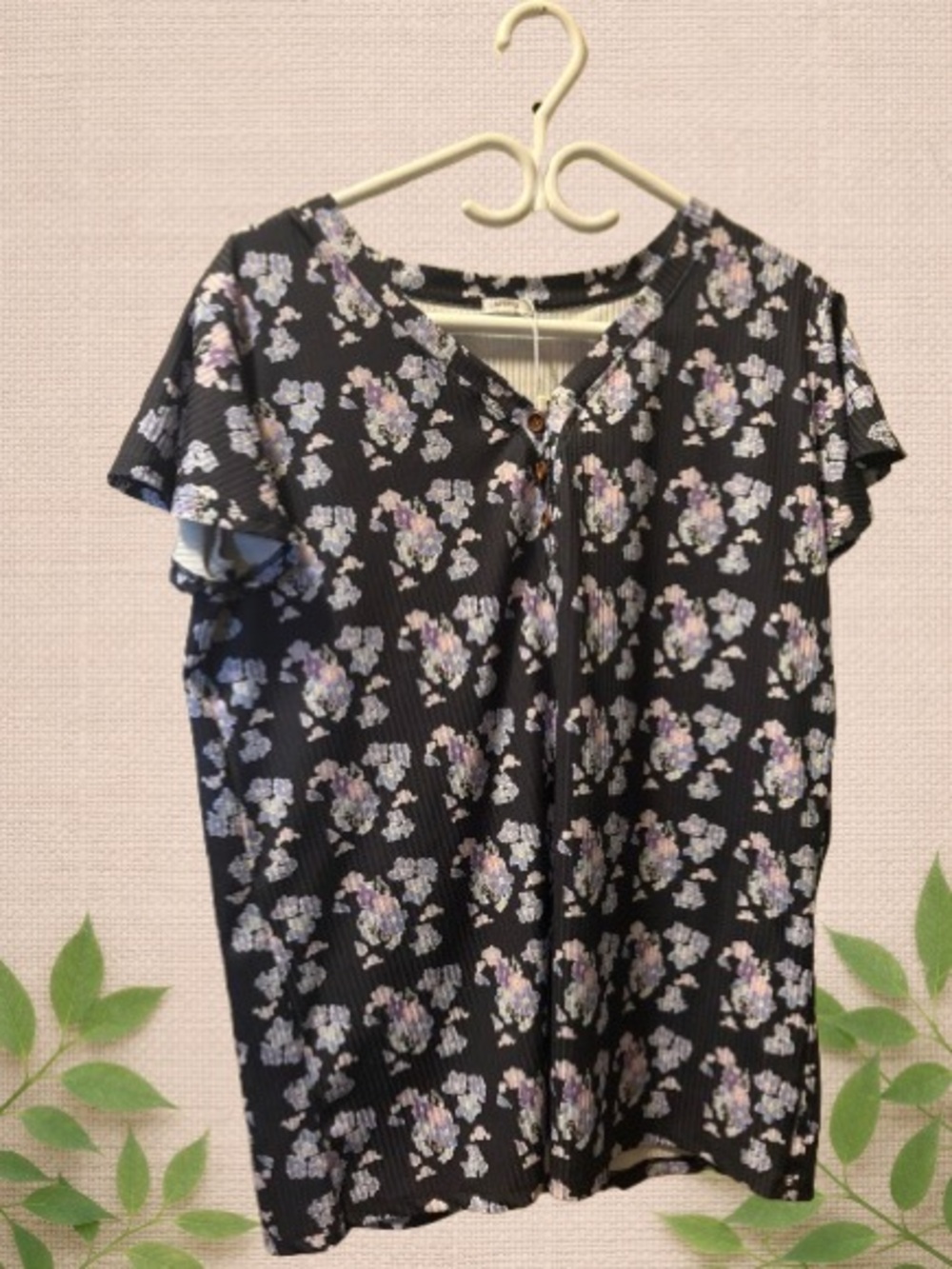 APEIYU Black Floral Short Sleeve Blouse – Size XL, Feminine Casual Top